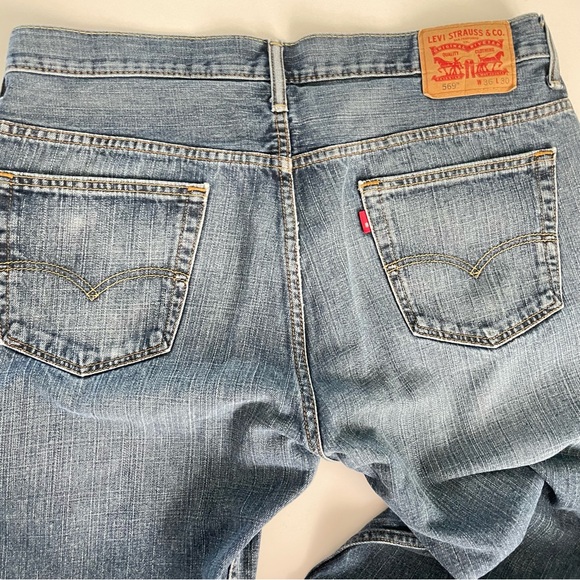 Levi’s Men’s 569 Jeans Size 36x30  100% Cotton Medium Wash - Picture 4 of 11